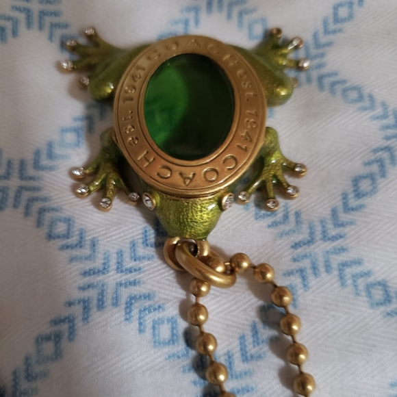 2 vintage Coach cavashawn  extremely rare necklaces - Picture 3 of 3